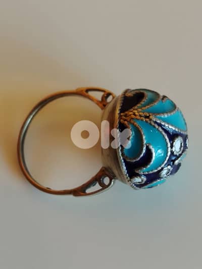 Vintage and Unique Art Deco Russian Silver Enameled Dome Ring