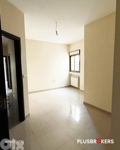 Apartment for sale in Mazraat Yachouh - شقة للبيع في مزرعة يشوع 