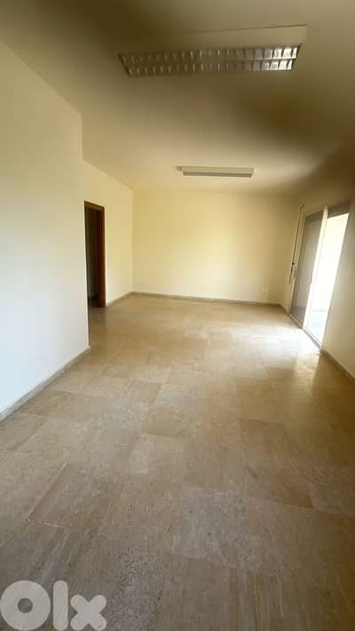 3 BEDROOMS APARTMENT FOR RENT IN LOUAIZEH PRIME, (BAR-269)