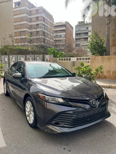 Toyota Camry 2018