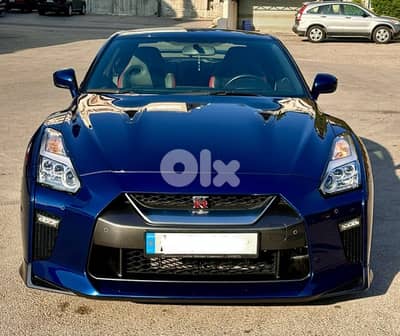 Nissan GTR R35 like new