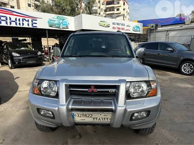 Mitsubishi Montero 2001