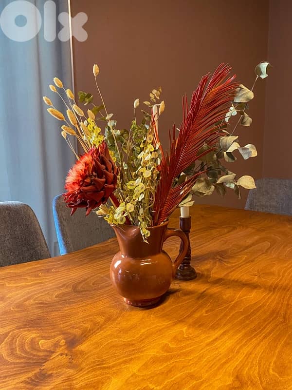 Dining Table & Chairs 2