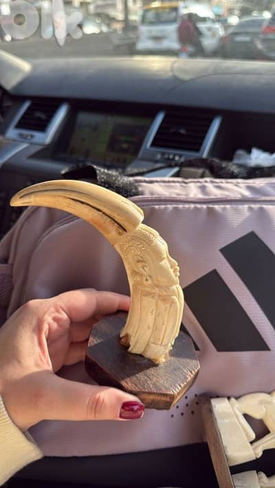 4 Hand-Carved Boar Tusks – 2 Matching, 1 Dark Lines, 1 African Female