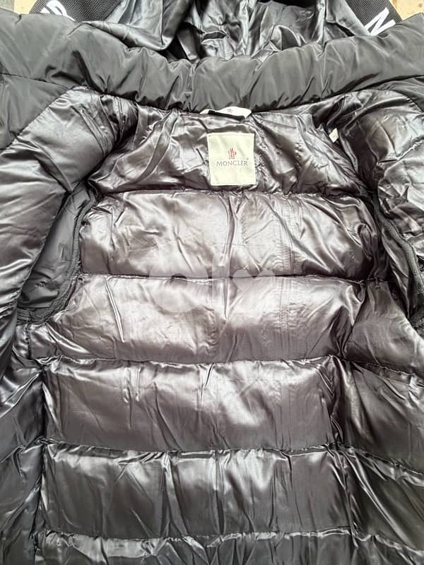 Moncler Montcla Short Down Jacket – Black – Authentic 4