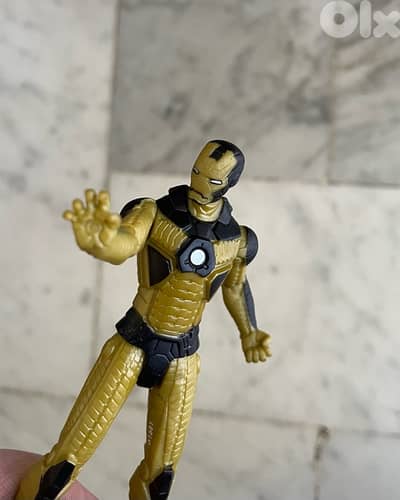Iron man marvel figure hasbro