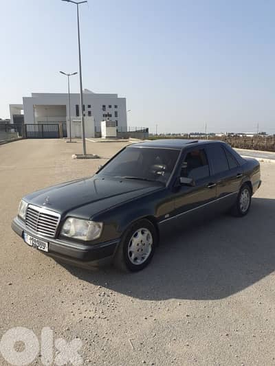 Mercedes-Benz E-Class 1990