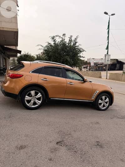 Infiniti Fx series 2010