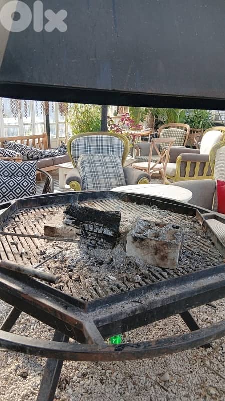 Chemine Modern metal fire pit with chimney hood 3