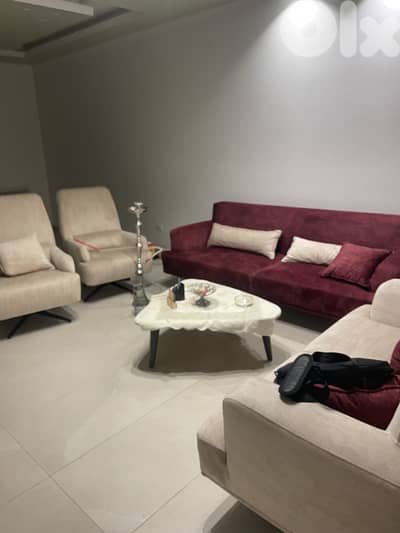 Full living room with table