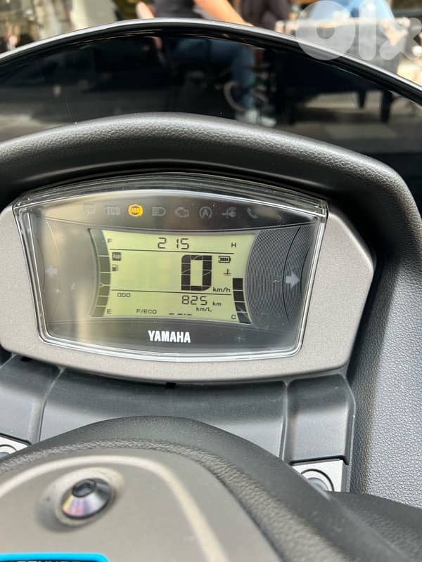 yamaha Nmax  black matte -800 KM only 1