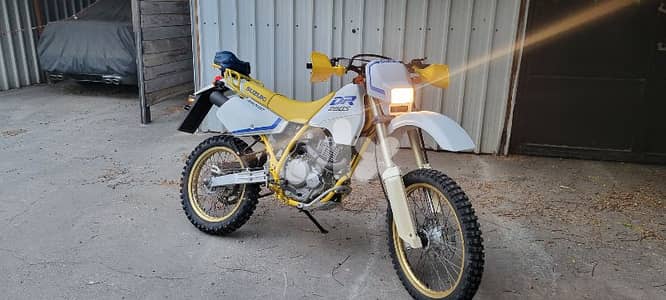 DR 250cc 1990