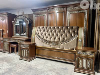 غرفة نوم ملكية