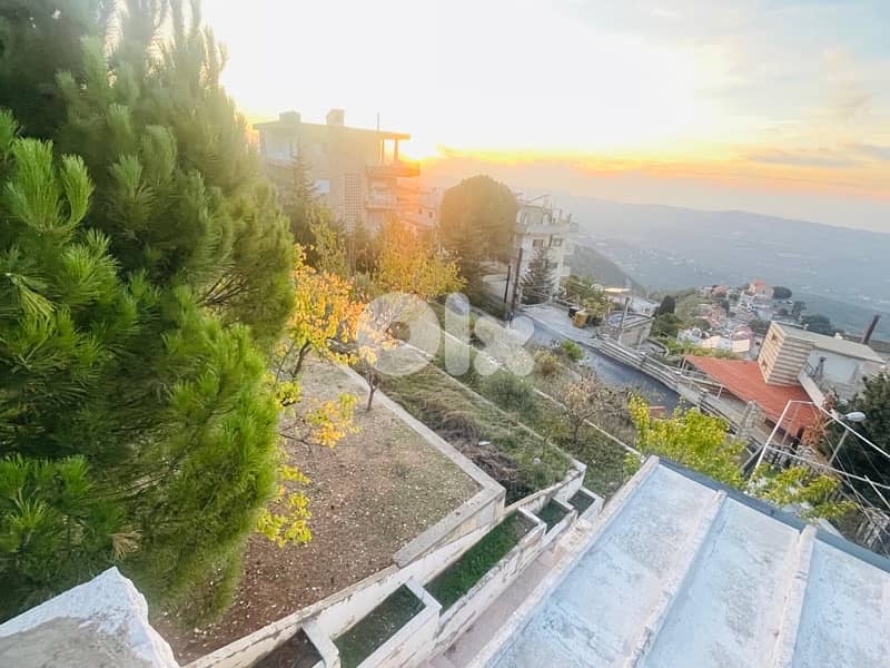 Land for sale in Aito 1