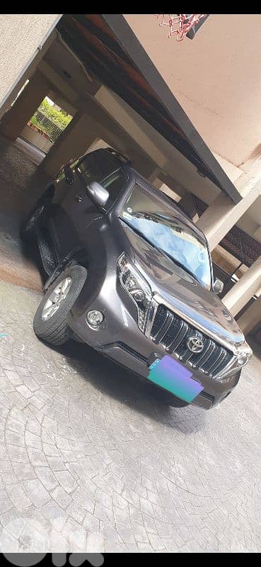 Toyota Prado 2016 7 seats with 4 digits plate number