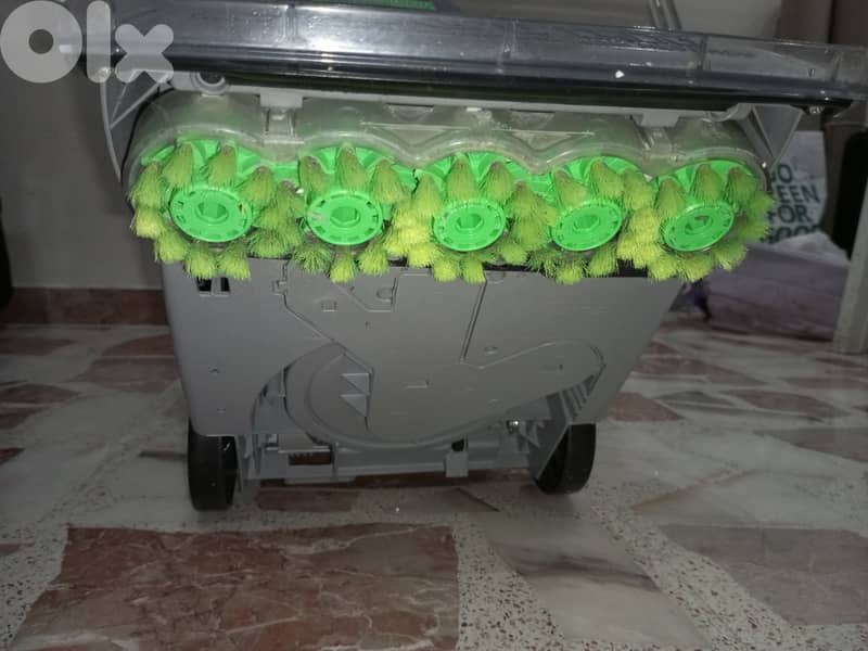 Hoover Brush and Wash Carpet Washer 7