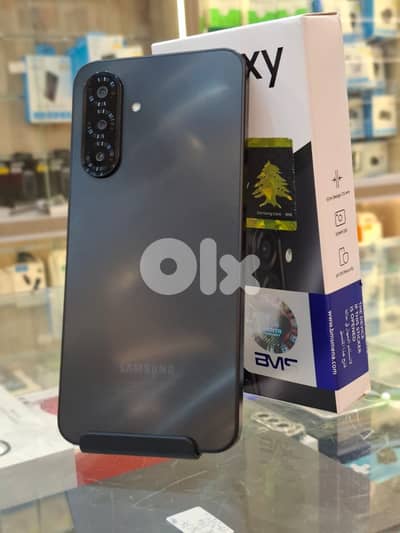 Used galaxy a17 6/128 gb black