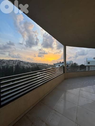 شقة مع تراس للبيع علمان الشوف مطل بحر -Apartment with Terrace in Alman