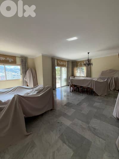 Appartment For Sale in Rabieh - شقة للبيع في الرابية