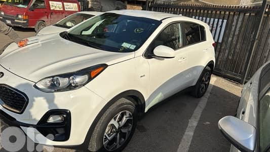 Kia Sportage 2020  9000 miles only