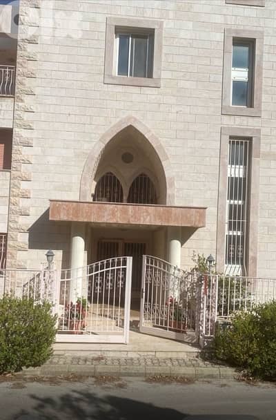 Gorgeous villa in Baabdat