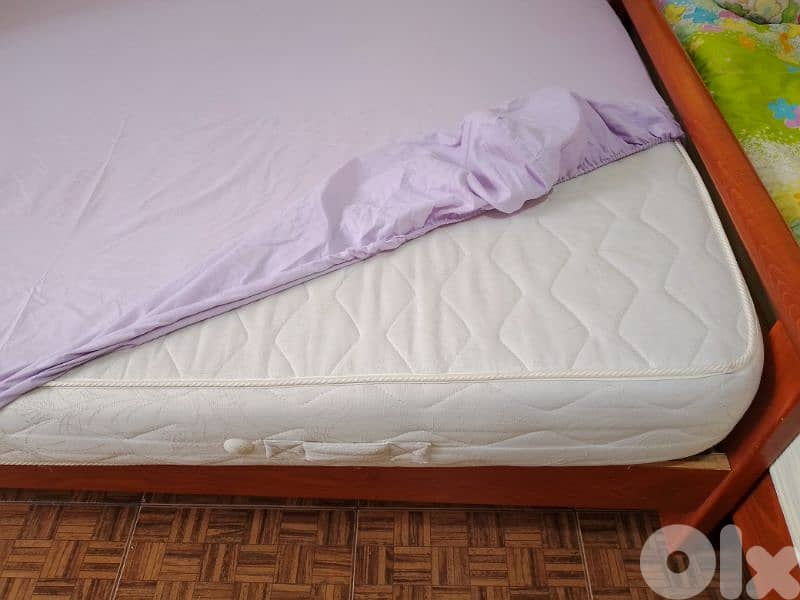 Takhet Khachab Zen Mefred w nos 7