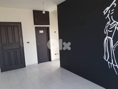 60 SQM Prime location Office in Hazmieh, Baabda