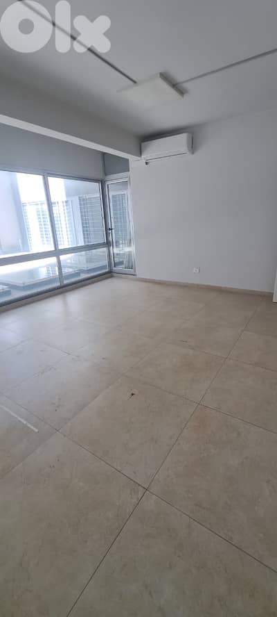 Office For Rent in Beirut / مكتب للاجار في بيروت