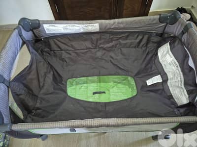 Baby foldable bed