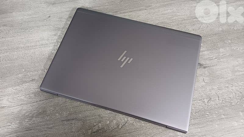 laptop Zbook touch - 4 gb vga - 512/16 4