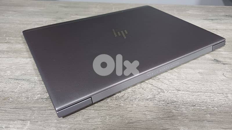 laptop Zbook touch - 4 gb vga - 512/16 9