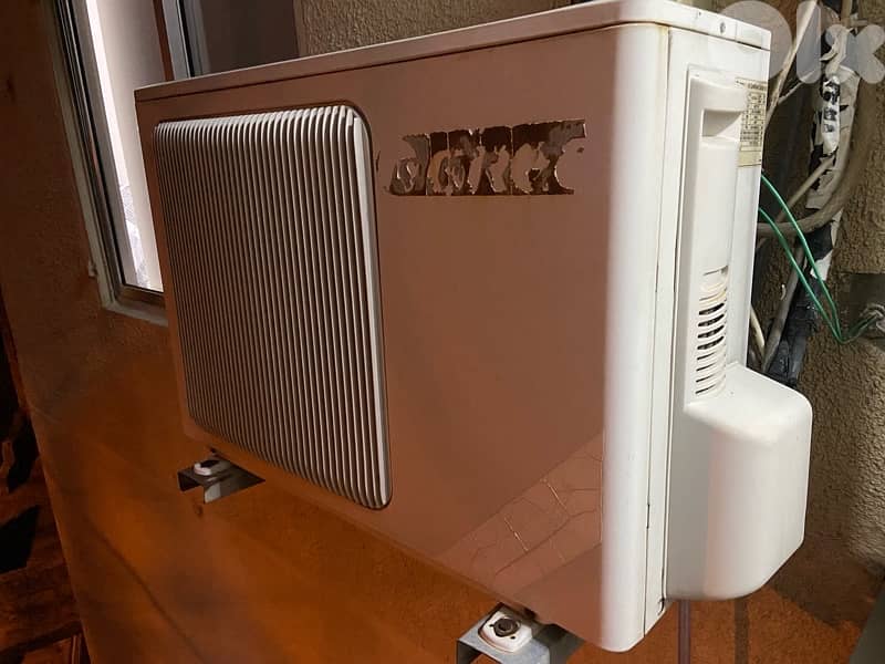 For sale AC GREE 9000 BTU. 1