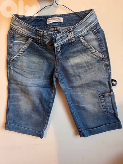 jeans shorts size 34