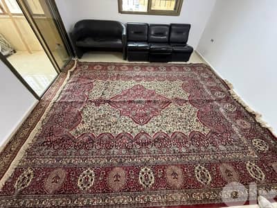 سجادة عجمية للبيع