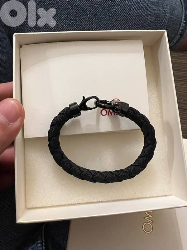 omega bracelet medium size 3