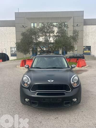 MINI Cooper S Countryman 4WD 2014 From Bassoul Heneine  149000 km only