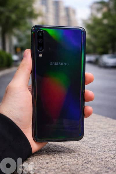 Samsung a70 LIKE NEW