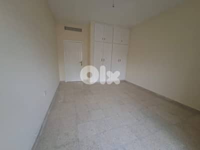Luxury Apartment for Rent in Spears, Beirutشقة فاخرة للإيجارفي سبيرز،