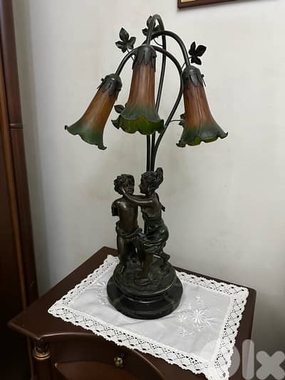 أنتيك لامبادير