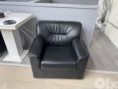 2 High Quality Leather Sofa