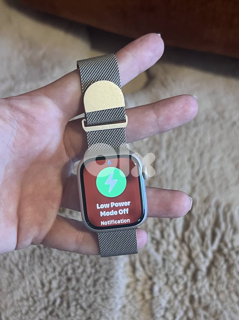 Apple Watch S7 + 2 bands 2