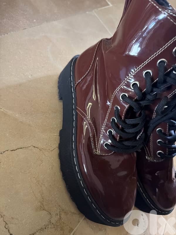 burgundy boots 1