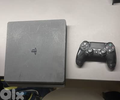 used ps4 acceptable comdition chep price with controller
