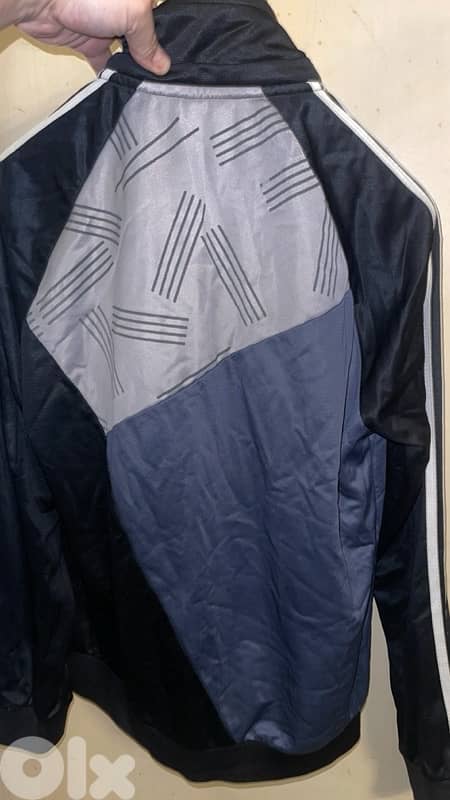 NIKE & Adidas  size large sweaters 7