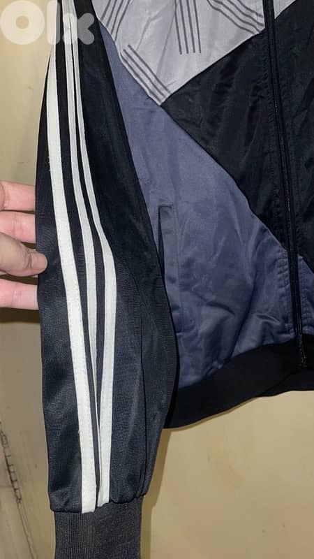 NIKE & Adidas  size large sweaters 10