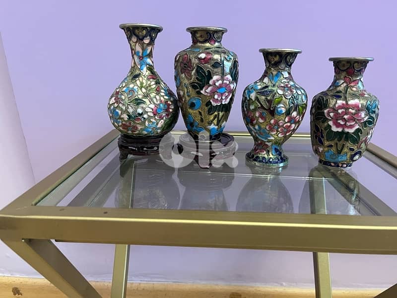 4vases 1