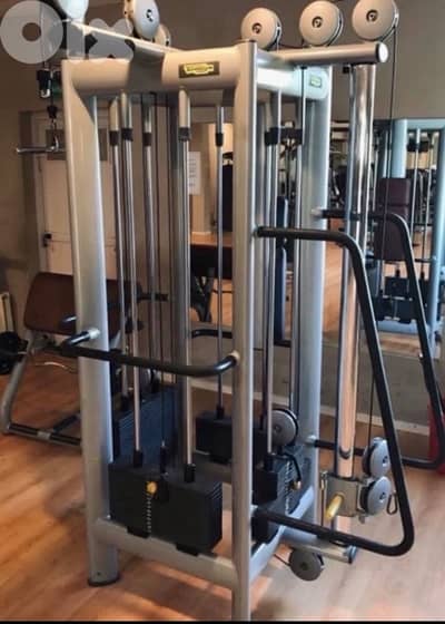 Technogym 4 station Turm made in usa whatsapp 03139571