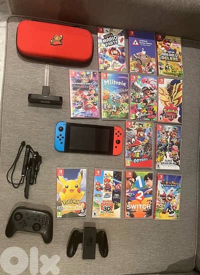Nintendo Switch Bundle - Console, 13 games and accessories