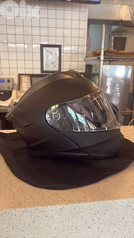 helmet new 1