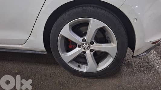 17" original VW Rims  Like new  With new NEXEN tires 225/45/17